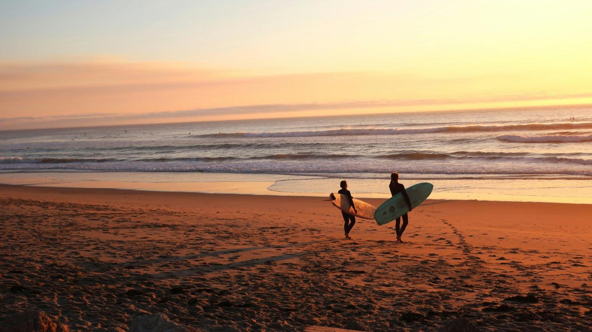 Central Atlantic Beach Guesthouse Costa de Caparica Eksteriør billede